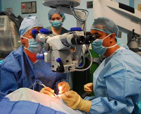 Doctors performing Cataract treatment