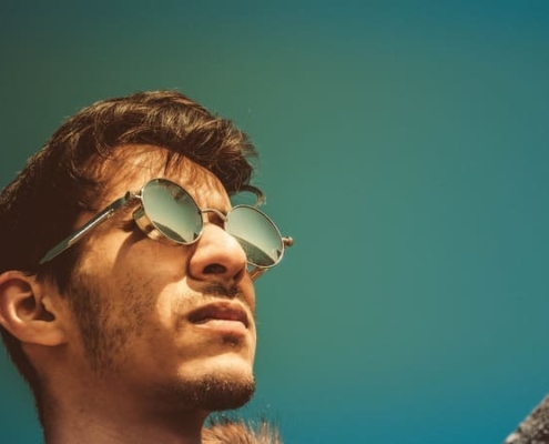 Reasons to wear sunglasses